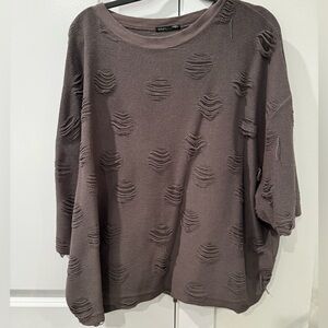 Zara short sleeve sweater, unique design. Size L. Purchased in Zara in Italy.
